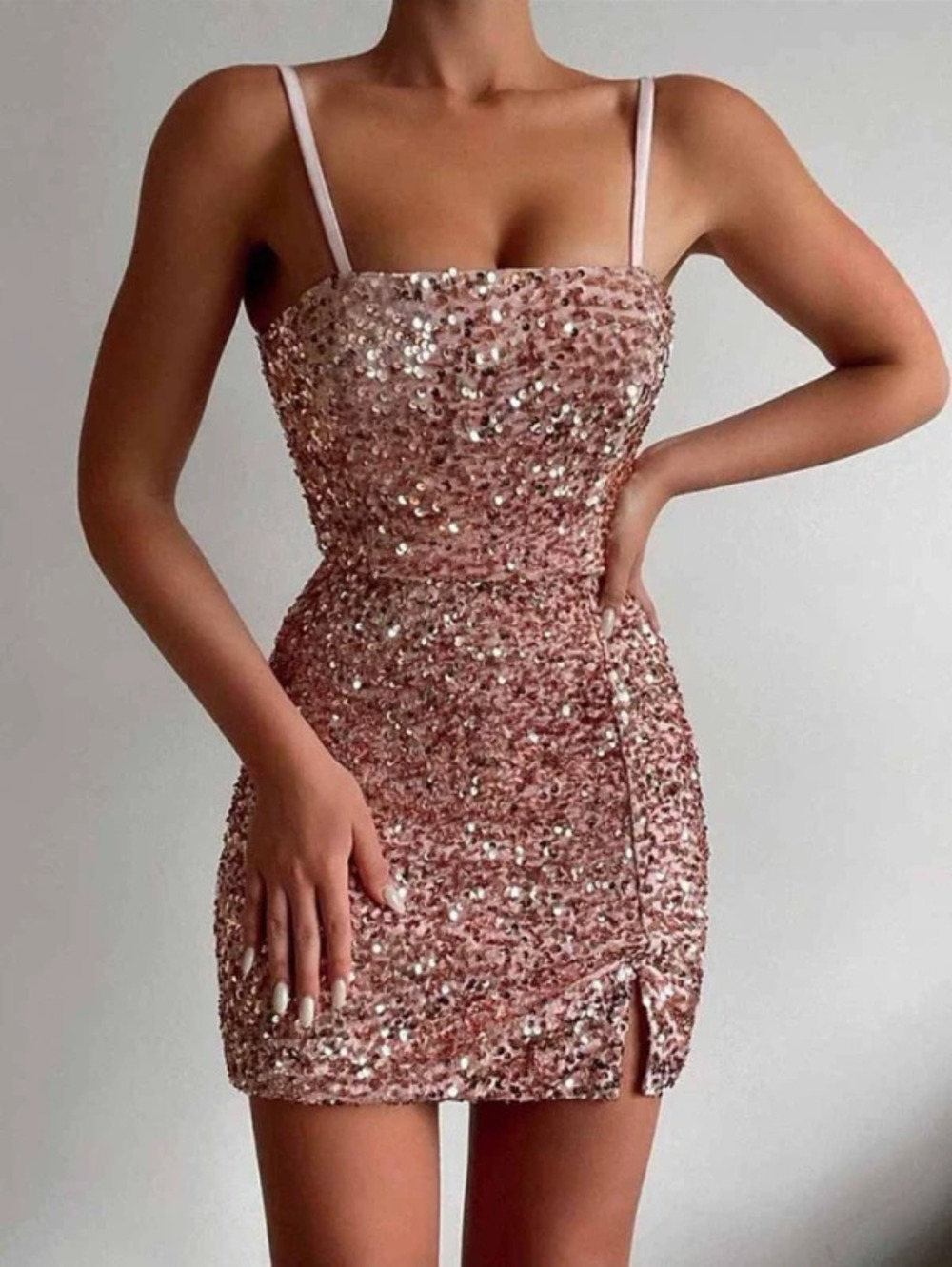 New Arrival Sexy Spaghetti Strap Sequin Bodycon Short Evening Dress Fitted Waist